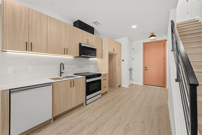 Photo - 630 Central Pkwy Unit 1213