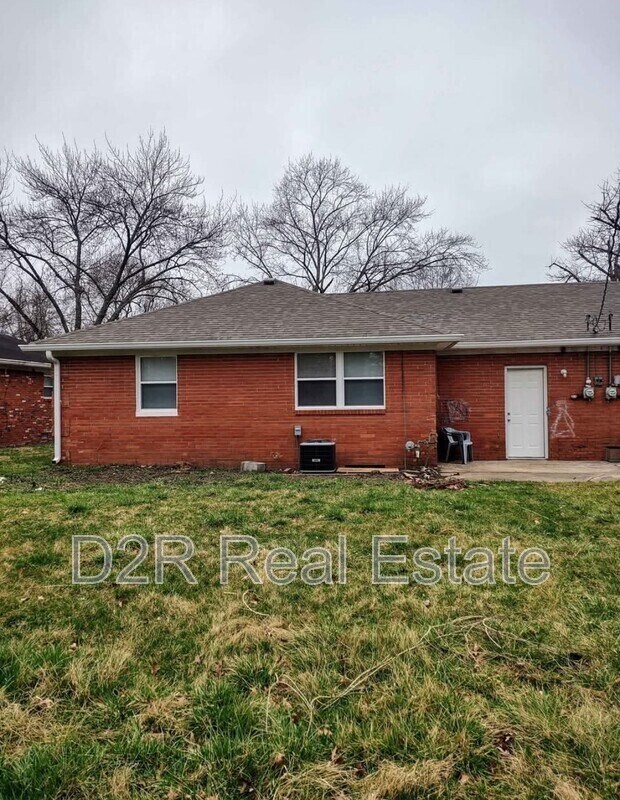 Photo - 7911 Southfield Dr