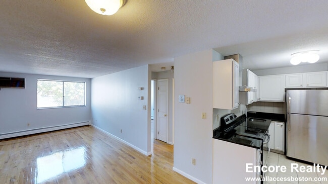 Photo - 14 Murdock St Unit 2-5