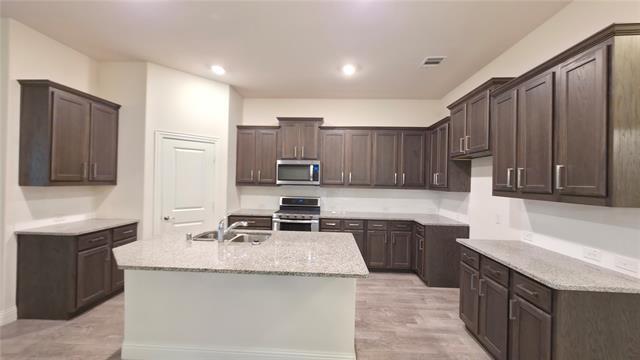 4008 Dusk Dr