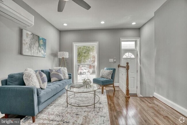 Building Photo - 829 N Montford Ave Rental