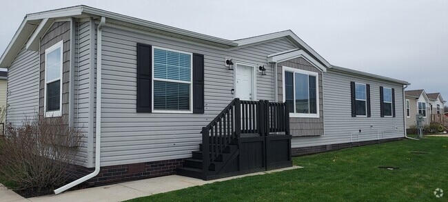 Building Photo - 9693 Edgeworth Dr Rental
