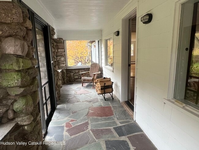 Photo - 654 Watson Hollow Rd