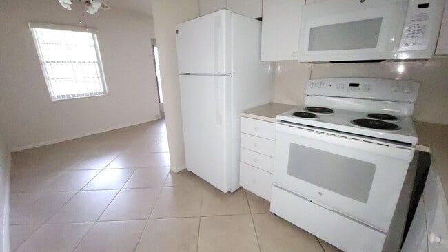 Photo - 165 Canterbury G