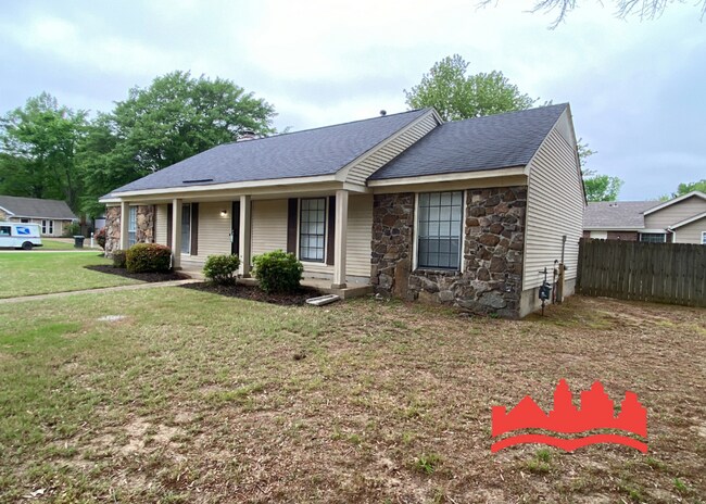 Photo - 7136 Devine St