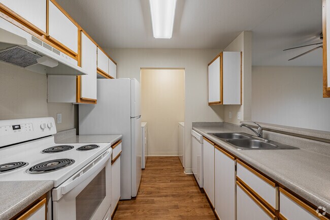 1BR, 1BA - 700SF - Kitchen - Westbury Apartments – Where Style, Comfort, and Convenience Meet