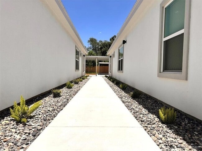 Photo - 740 N Alamo Rd Unit 31