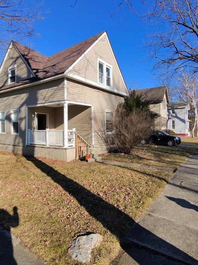 Photo - 1420 Adams St