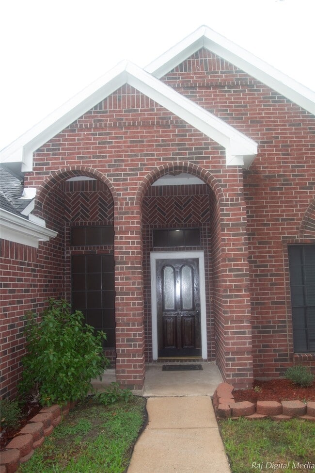 Photo - 4918 Pinder Ln