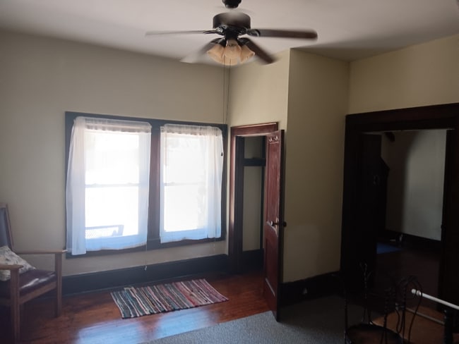 Photo - 1131 Windsor Ave Unidad 4