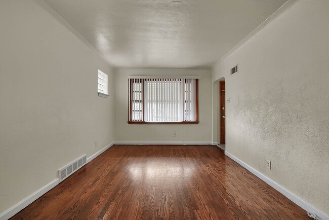 Photo - Quaint 2 bedroom home in University City.