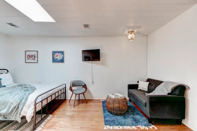 Photo - 410 Harvard Dr SE Unit C