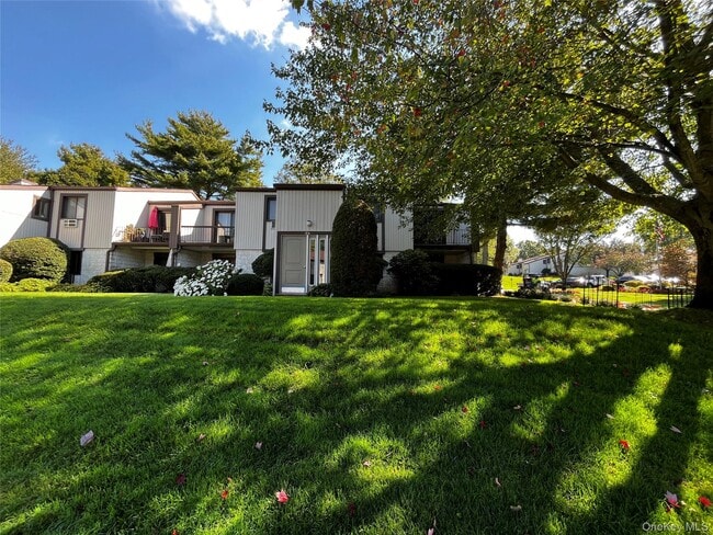Photo - 77 Richmond Blvd Unit 4A