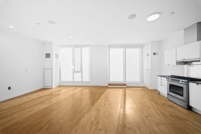 Photo - 346 Congress St Unit 609