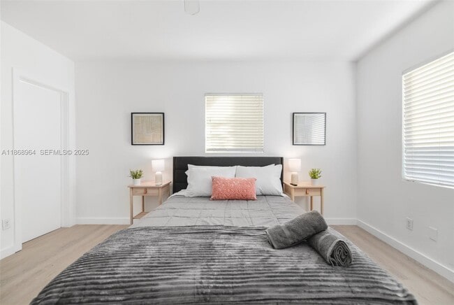 Photo - 515 NE 82nd St Unit 1