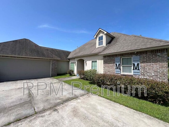 18063 River Landing Dr