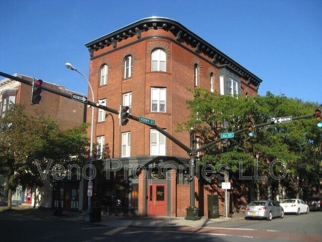 Photo - 156 4th St Unidad 3