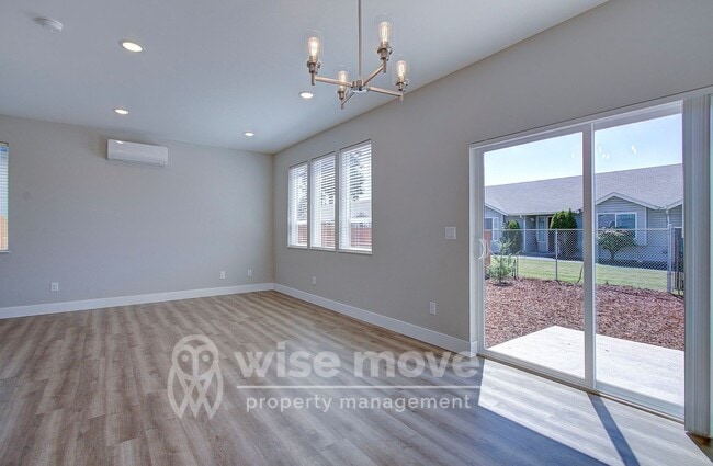 Photo - Garrison Square 3 bedroom- Brand New!