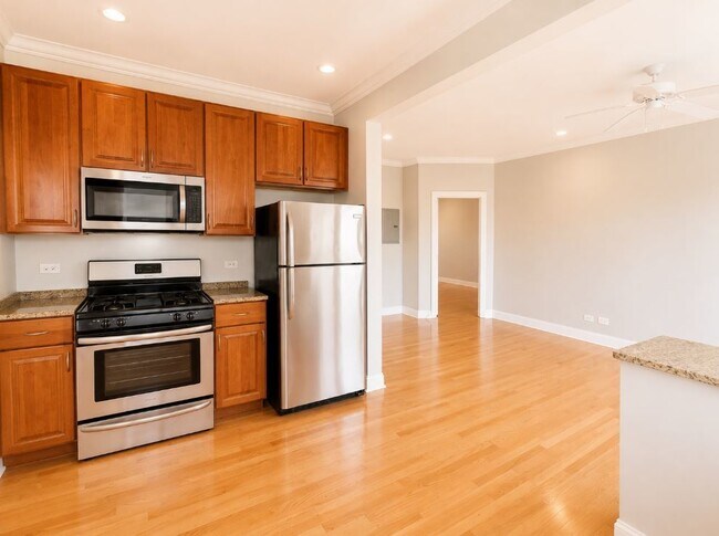 4964 N Spaulding Ave Unit 3