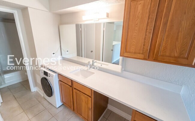 Photo - 75 S Reynolds St Unit Apartment 116