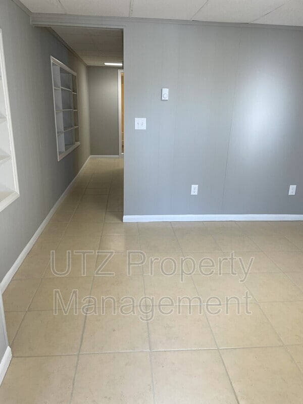 41 Liberty St Condo Unit Rear Condo for Rent in Westminster, MD