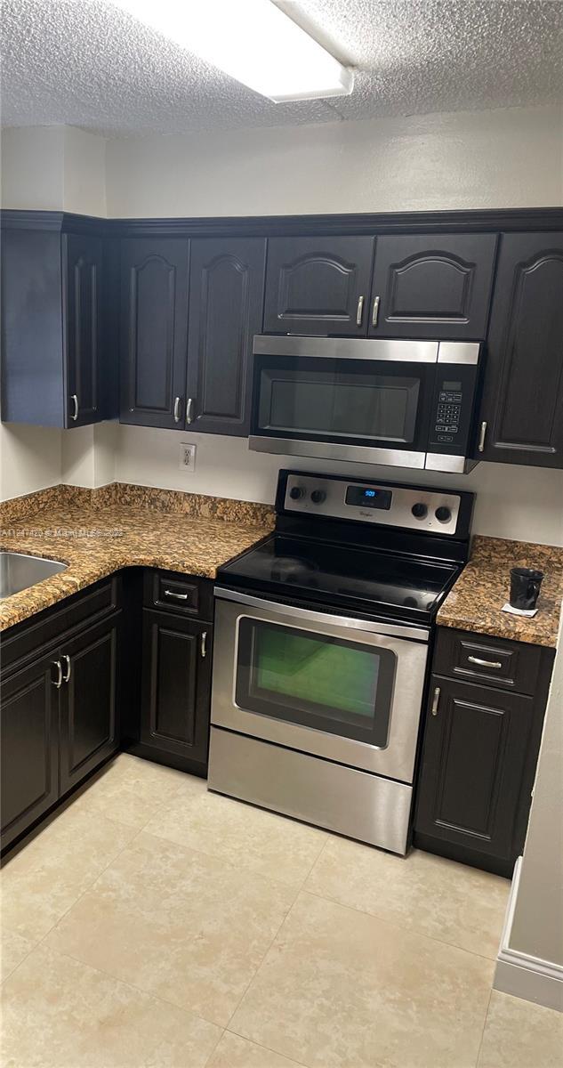 Photo - 6045 NW 186th St Unidad 301