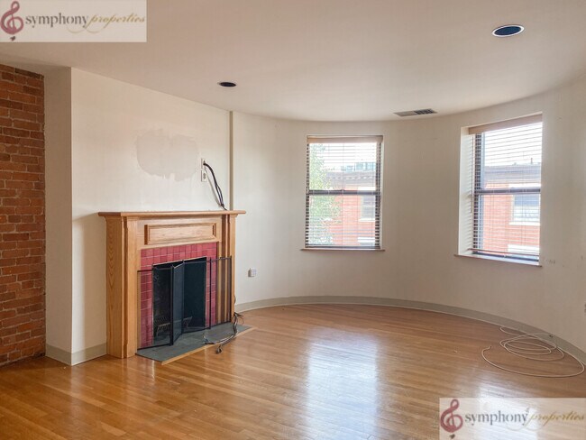 Photo - 78 Gainsborough St Unidad 402 Rental