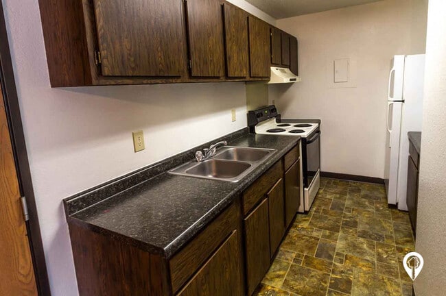 Parkview Apartments and Townhomes