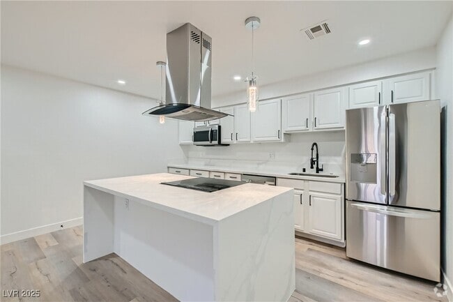 Building Photo - 4330 Sandy River Dr Unit 86 Rental