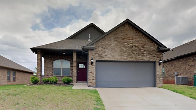 Photo - 16008 Mendoza Dr House