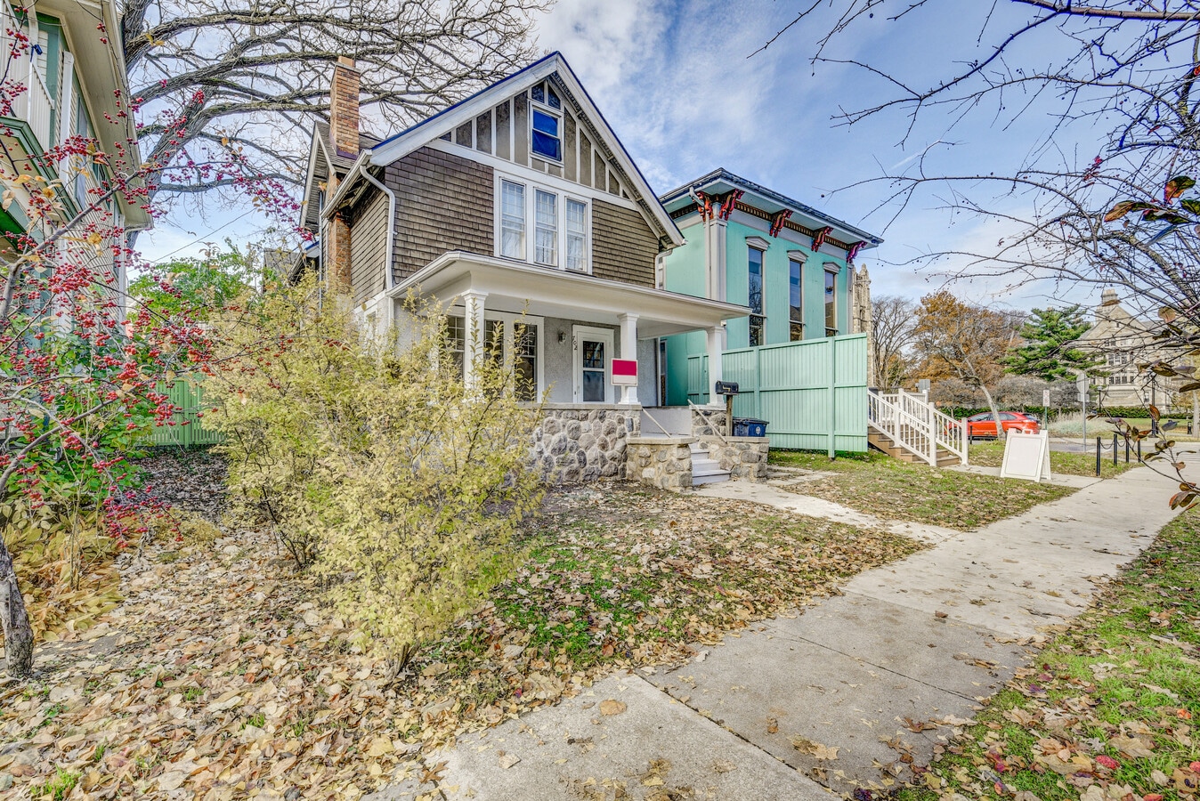 Photo - 702 Tappan Ave