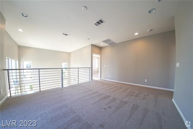 Building Photo - 744 Amethyst Point Way Rental