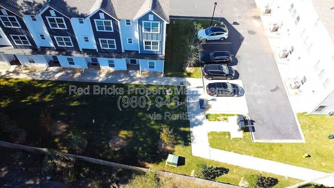 Photo - 4122 Salient St