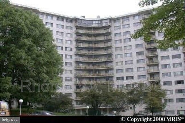 Building Photo - 8830 Piney Branch Rd Unit #403