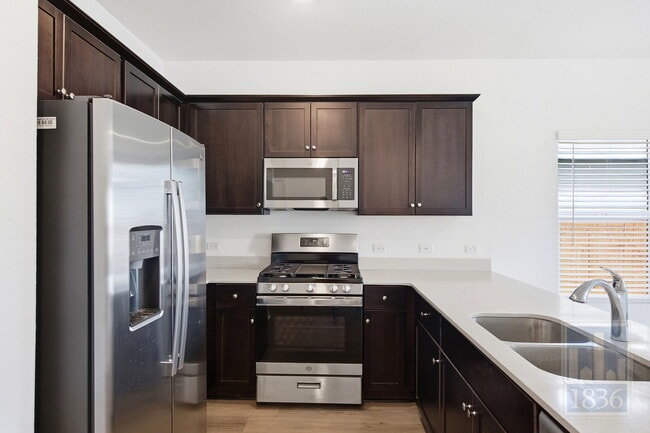 13705 Menard Wy