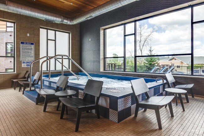 Health Center - Hot Tub