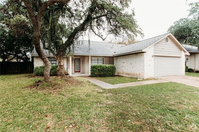 Building Photo - 3/2 Close to ACC, IH35, Parks and More. Rental