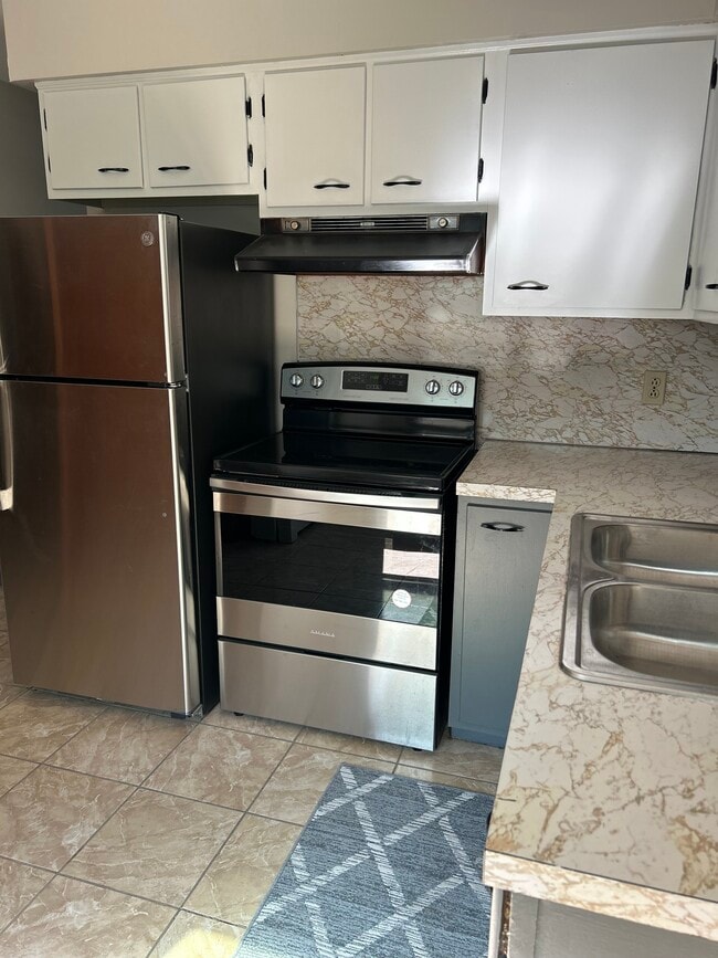 Photo - 52 Gadsen Ct