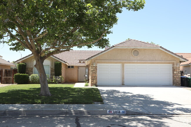 Building Photo - 6252 Granite Ct Rental