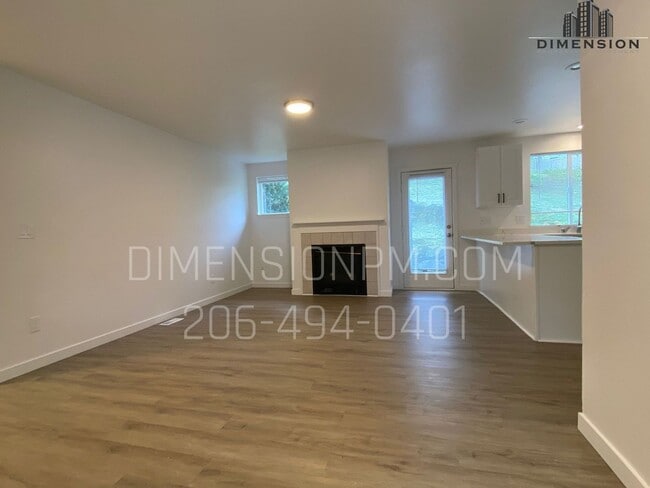 Photo - Stylish 4 Bedroom, 2 Bathroom Home with Great Layout