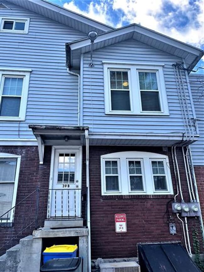 39-47 Brown Street