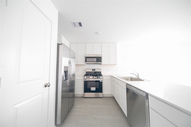 Photo - 9302 Speckled Trout Dr