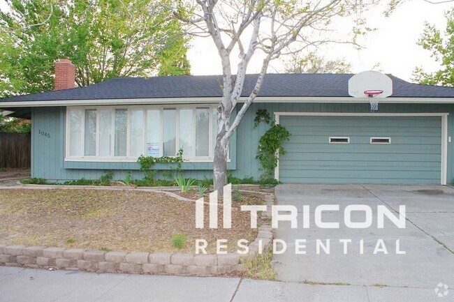 Building Photo - 1045 Crown Dr Rental
