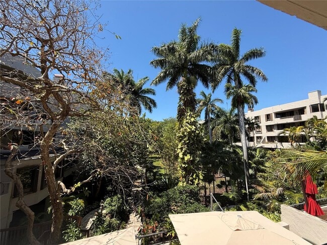 Building Photo - 161 Crandon Blvd Unit 221