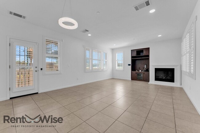 Photo - 2774 Journey Ln