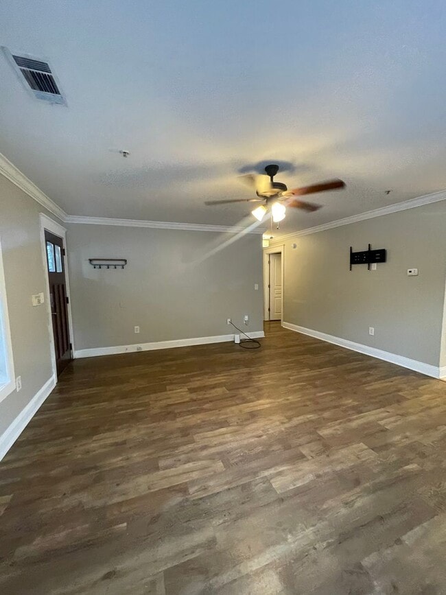 Photo - 01-103 Whittaker Unit 01-103 - B