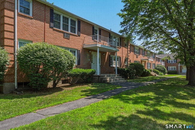 Photo - 9 Grandview Dr Unit 47B