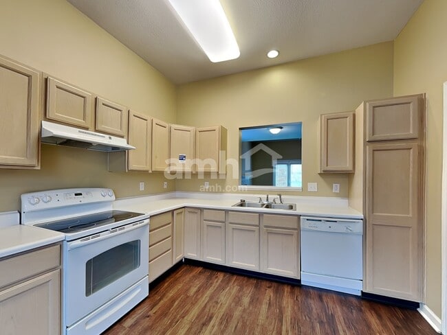 Photo - 6010 Woodmill Dr