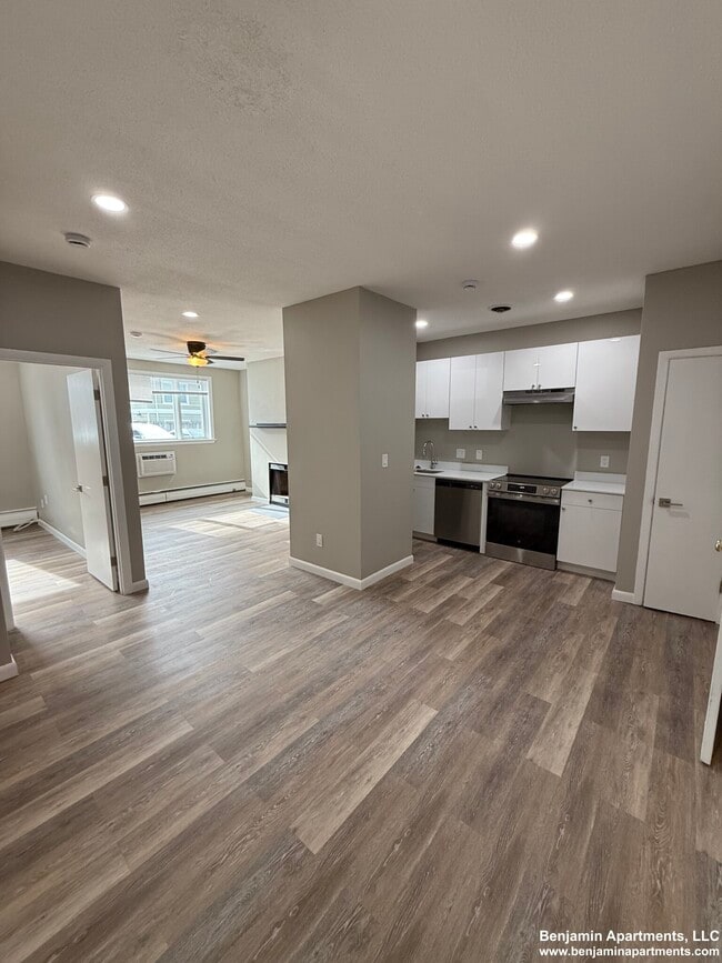 Photo - 50 Evergreen St Unit 14