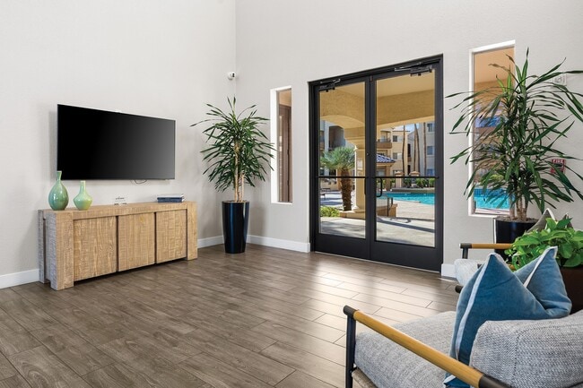 Sonterra Apartments at Paradise Valley